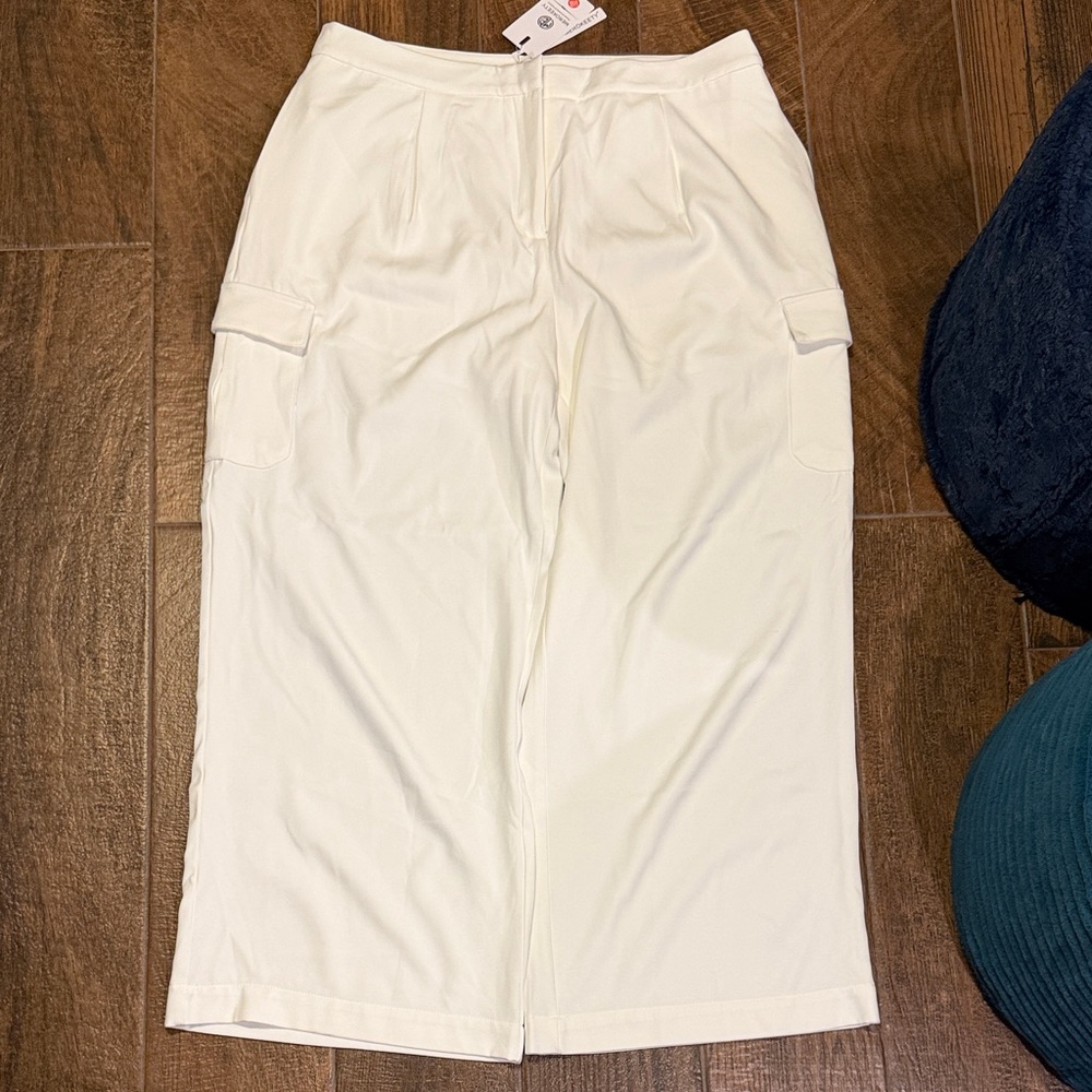 Chic Cream Women's Slacks